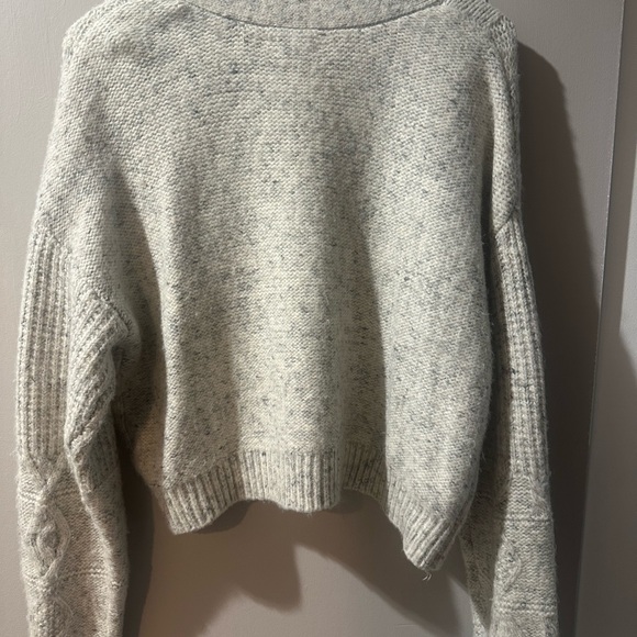 Women’s Knit Cardigan - Picture 2 of 4